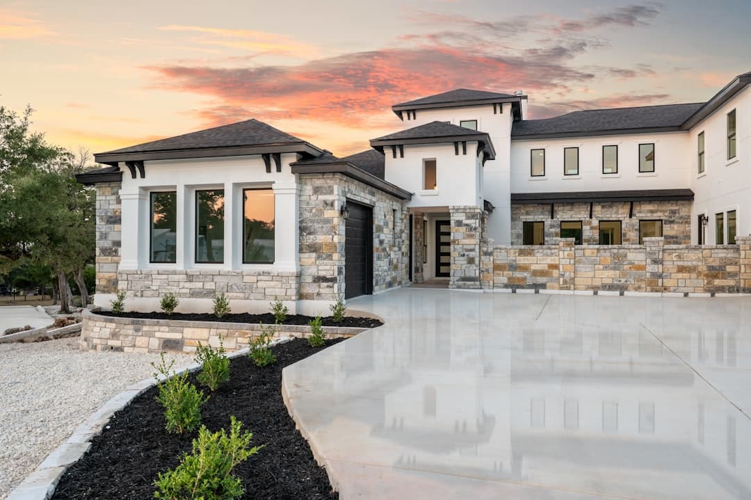 Luxury Villa in New York